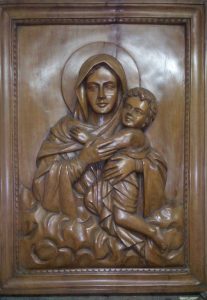 Madre reina y victoriosa tres veces admirable Madera: Raulí Tamaño 69x49 cm